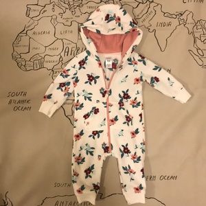 6M Carter’s Baby Girl Fleece Jumpsuit w/hoodie
